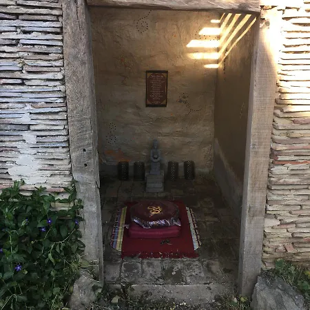 Sadhana Yoga Retreat Centre Vindornyalak