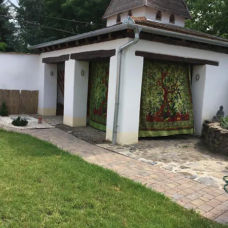 Sadhana Yoga Retreat Centre Vendégház *